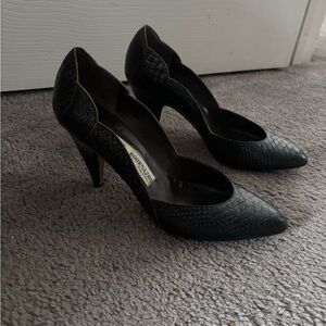 Bournazos Elegant Black Pumps